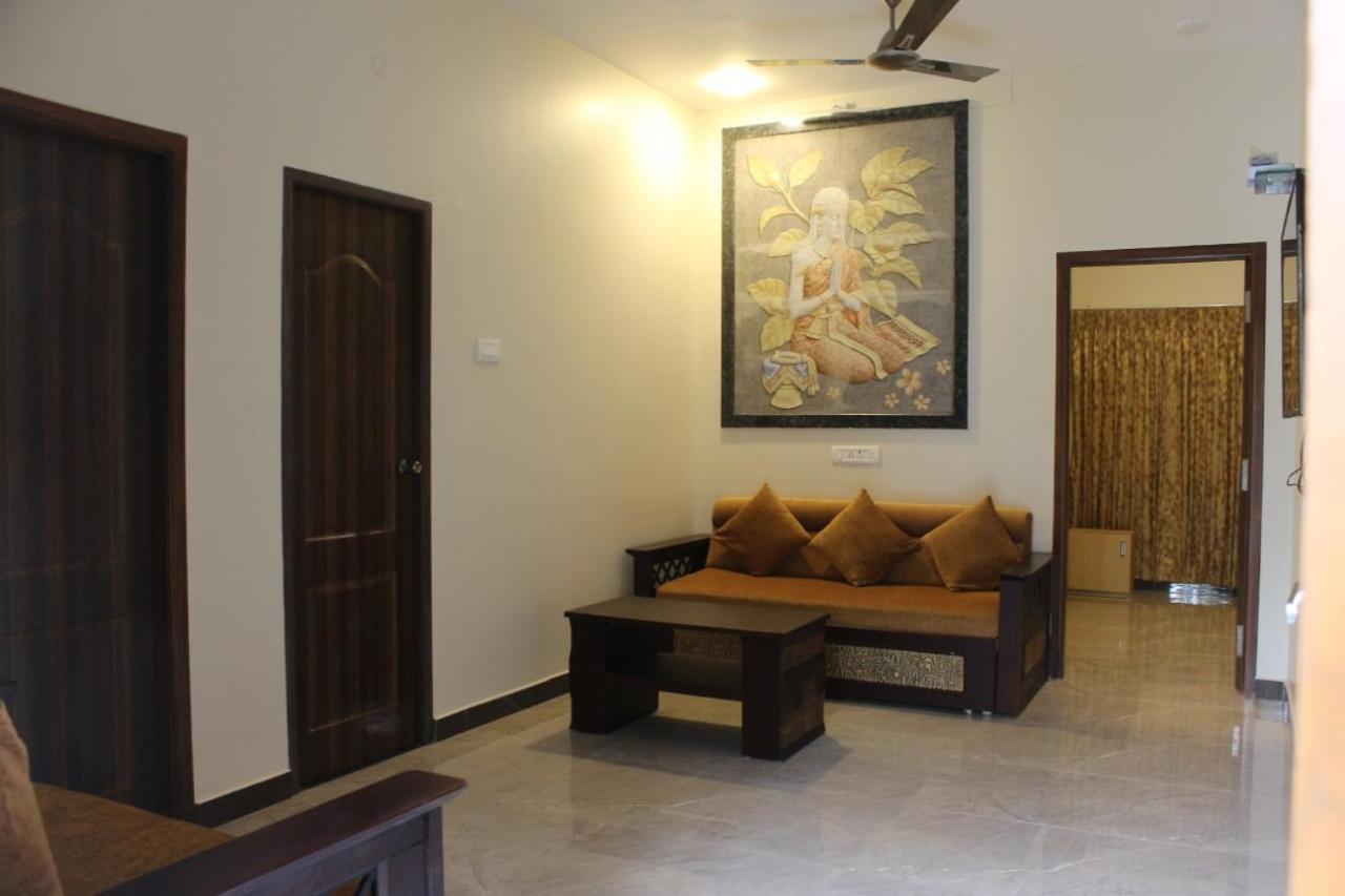Hotel The Lavish Moon Yercaud Exterior foto
